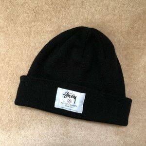 Stussy black beanie (giveaway)